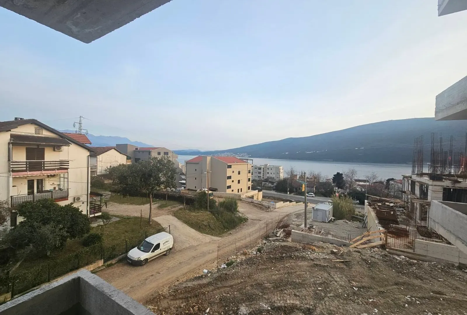 Prodaja, dvosoban stan, 54m², Đenovići, Herceg Novi