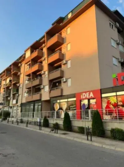 Izdavanje, jednosoban stan, 39m², Podgorica, Crna Gora