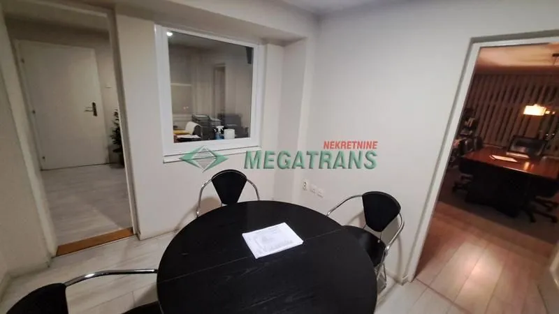 Rent, office space, 100m², Banatić, Novi Sad Sve Podlokacije