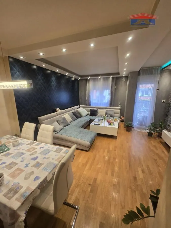 Prodaja, dvosoban stan, 57m², Nova Detelinara, Novi Sad Sve Podlokacije