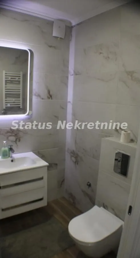 Izdavanje, jednosoban stan, 41m², Banatić, Novi Sad Sve Podlokacije