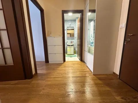 Prodaja, jednosoban stan, 50m², City Kvart, Podgorica - image 7