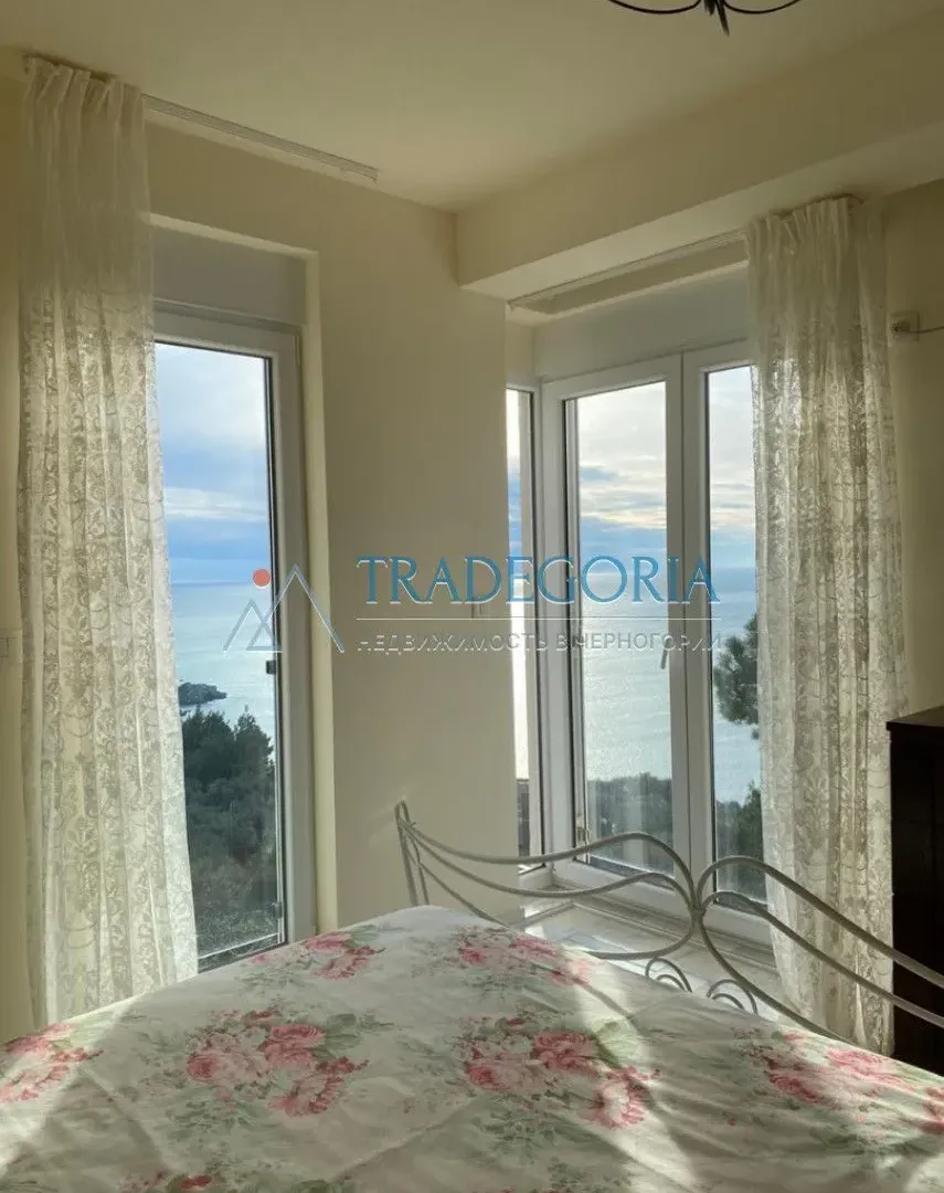 Prodaja, trosoban stan, 106m², Sveti Stefan, Budva