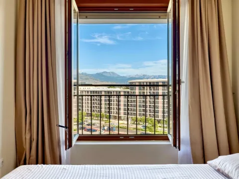 Izdavanje, dvosoban stan, 72m², City Kvart, Podgorica - image 11