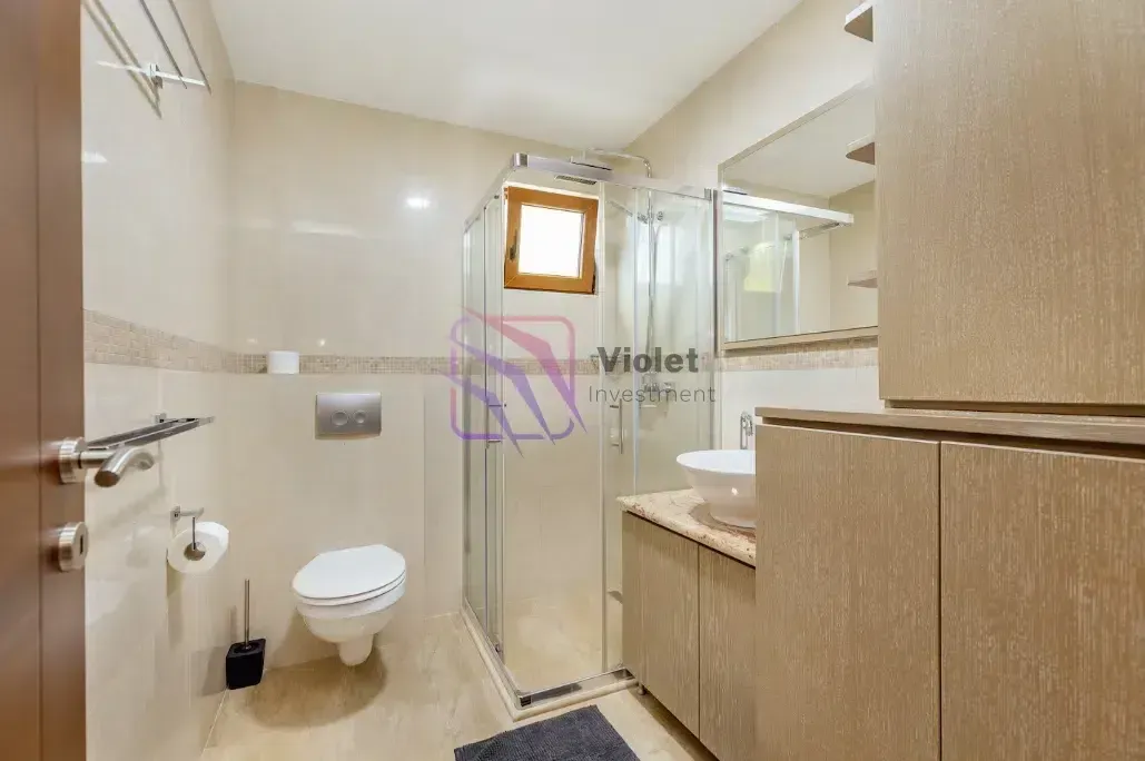 Prodaja, dvosoban stan, 106m², Donja Lastva, Tivat
