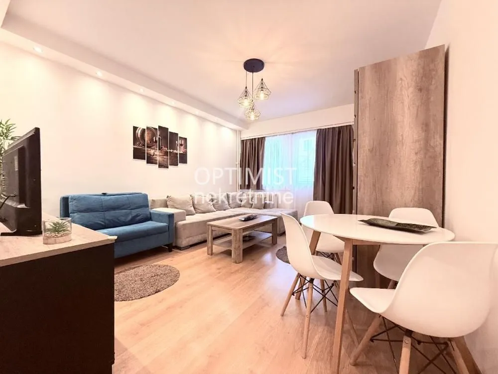 Rent, two bedroom apartment, 38m², Stari Grad, Beograd