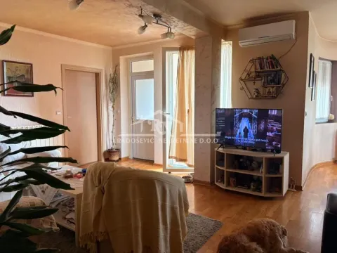 Prodaja, četvorosoban stan, 89m², Petlovo Brdo, Beograd - image 5