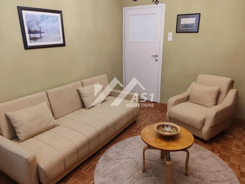 Izdavanje, dvosoban stan, 53m², Detelinara, Novi Sad Sve Podlokacije