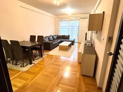 Prodaja, dvosoban stan, 81m², Bečići, Budva - image 9
