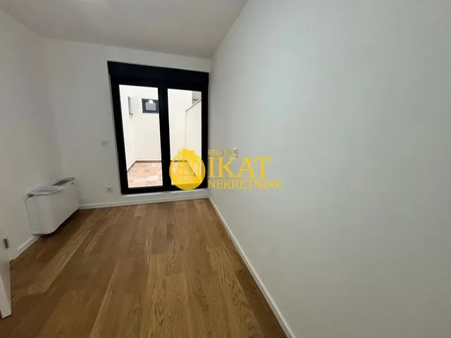 Sale, two bedroom apartment, 60m², Kluz, Zvezdara Sve Podlokacije