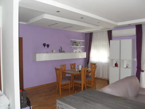 Prodaja, trosoban stan, 119m², City Kvart, Podgorica - image 4