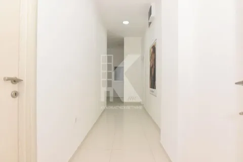 Prodaja, kuća, 752m², Zelenika, Podgorica - image 10