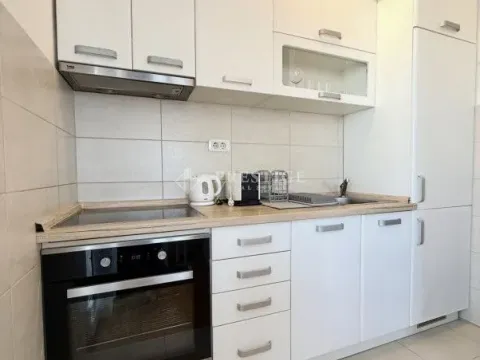 Rent, one bedroom apartment, 45m², City Kvart, Podgorica - image 5