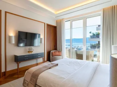 Prodaja, jednosoban stan, 81m², Tivat, Crna Gora - image 7