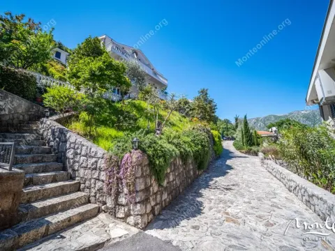Sale, two bedroom apartment, 92m², Kostanjica, Kotor - image 37