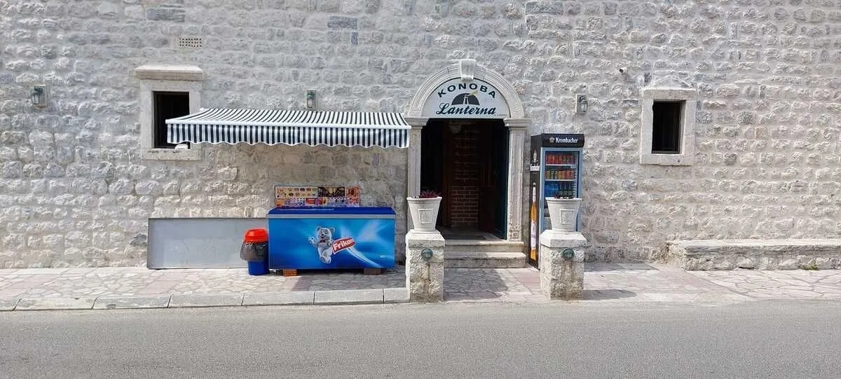 Prodaja, kuća, 420m², Prčanj, Kotor