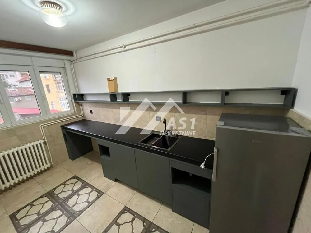 Rent, office space, 280m², Novi Sad Sve Podlokacije, Novi Sad
