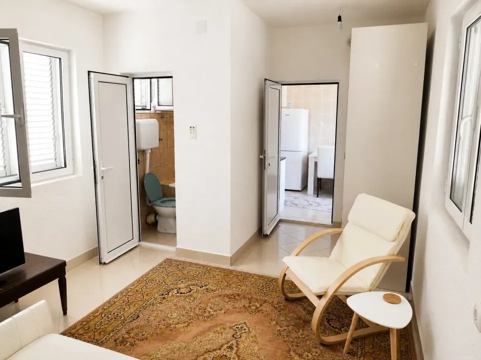 Rent, one bedroom apartment, 36m², Herceg Novi, Crna Gora