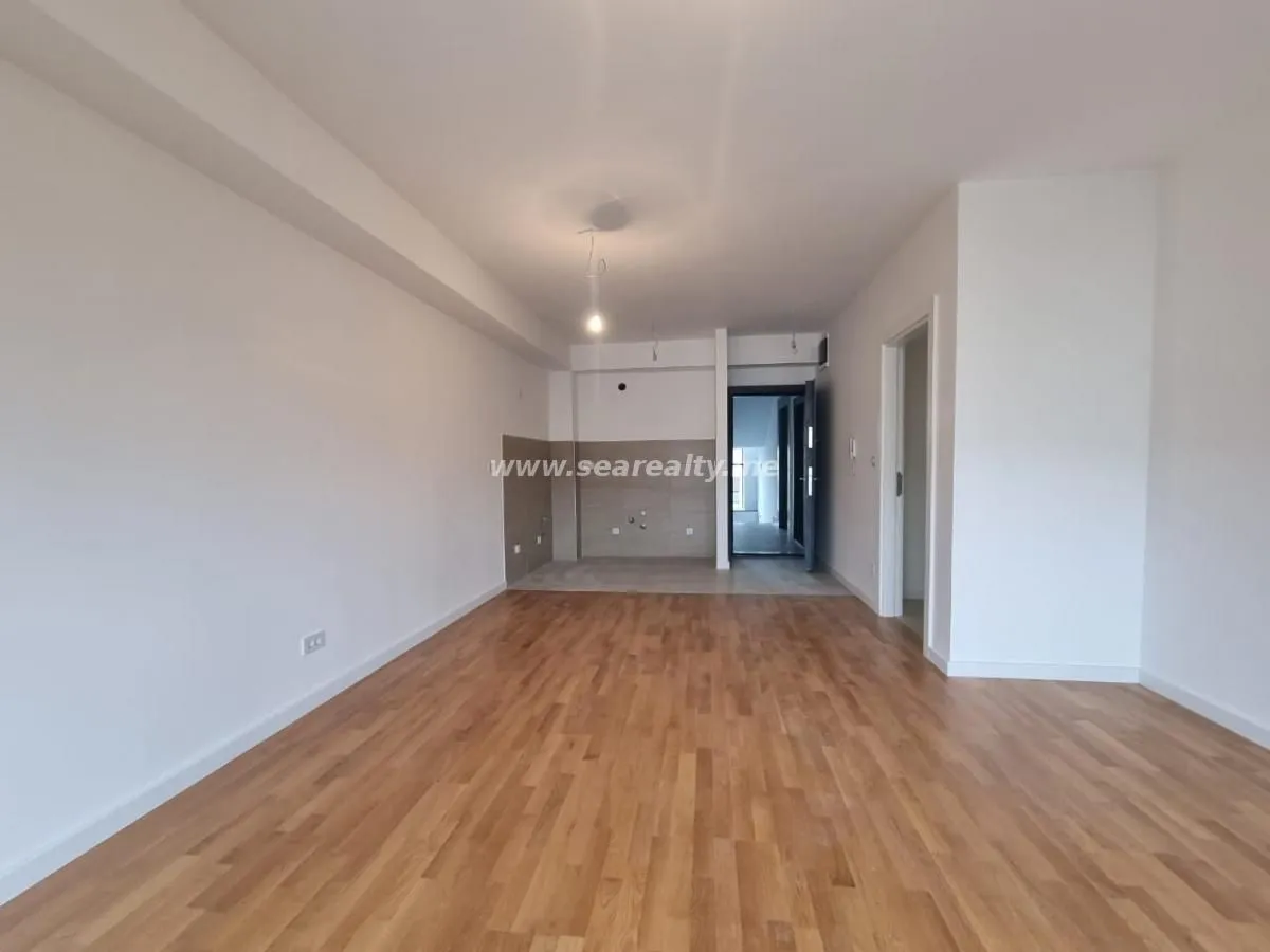 Prodaja, jednosoban stan, 48m², Tivat, Crna Gora