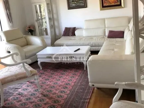 Izdavanje, trosoban stan, 90m², Blok 9, Podgorica - image 2