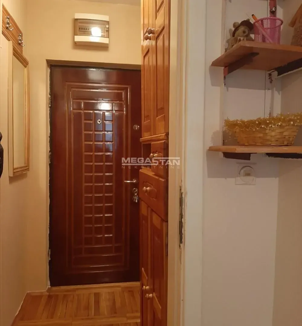 Prodaja, stan, 21m², Voždovačka Crkva, Voždovac Sve Podlokacije