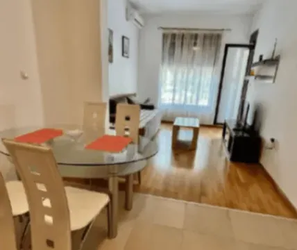 Rent, apartment, 40m², Bečići, Budva - image 2