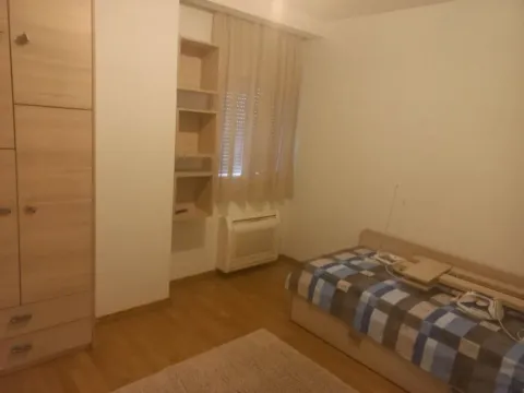 Izdavanje, stan, 117m², City Kvart, Podgorica - image 10