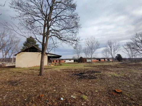 Prodaja, poslovni prostor, 1000m², Glogovac, Jagodina - image 16