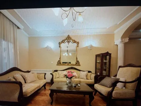 Izdavanje, kuća, 600m², Donja Gorica, Podgorica - image 2