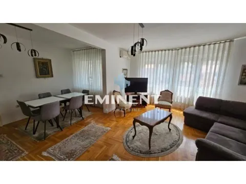 Izdavanje, trosoban stan, 83m², Vračar Hram, Vračar Sve Podlokacije - image 3