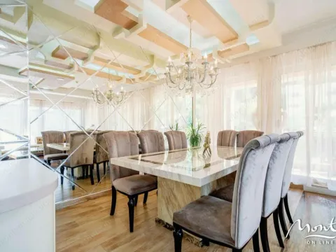 Sale, three bedroom apartment, 200m², Budva, Crna Gora - image 21