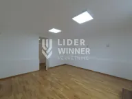 Izdavanje, poslovni prostor, 97m², Savski Venac, Beograd - image 11