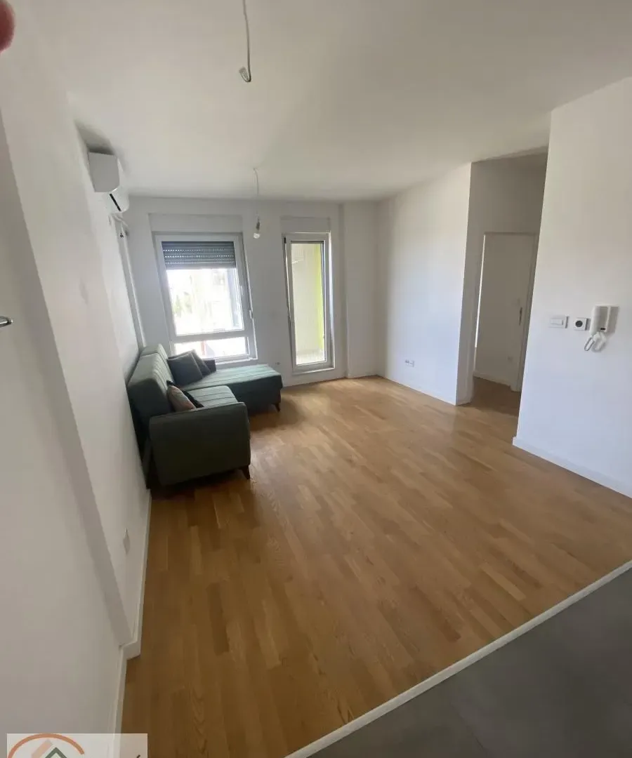 Prodaja, dvosoban stan, 44m², Novo naselje, Novi Sad