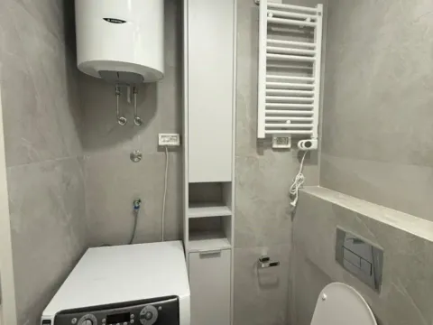 Izdavanje, jednosoban stan, 49m², Central Point, Podgorica - image 10