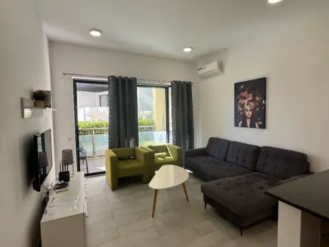 Sale, one bedroom apartment, 57m², Bečići, Budva - image 1