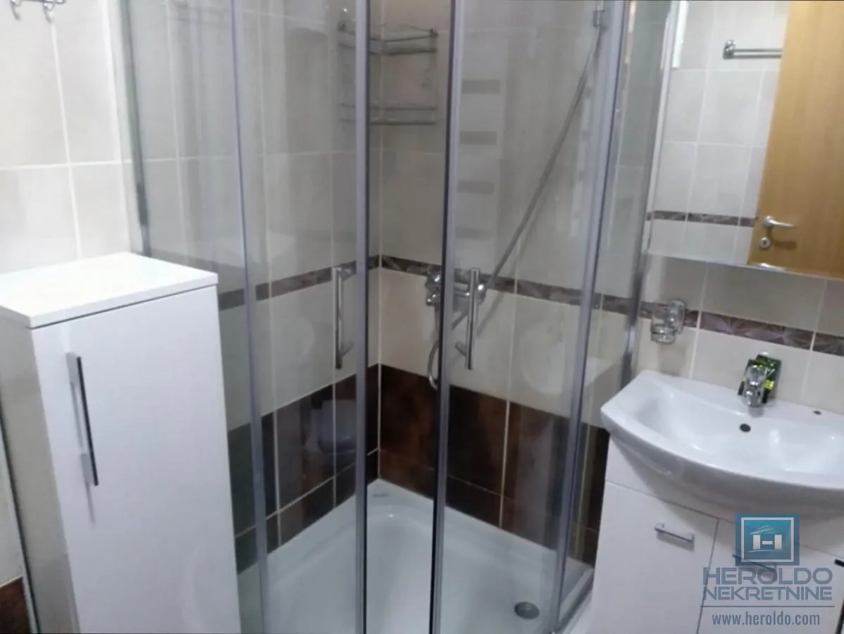 Prodaja, jednosoban stan, 42m², Zlatibor, Srbija