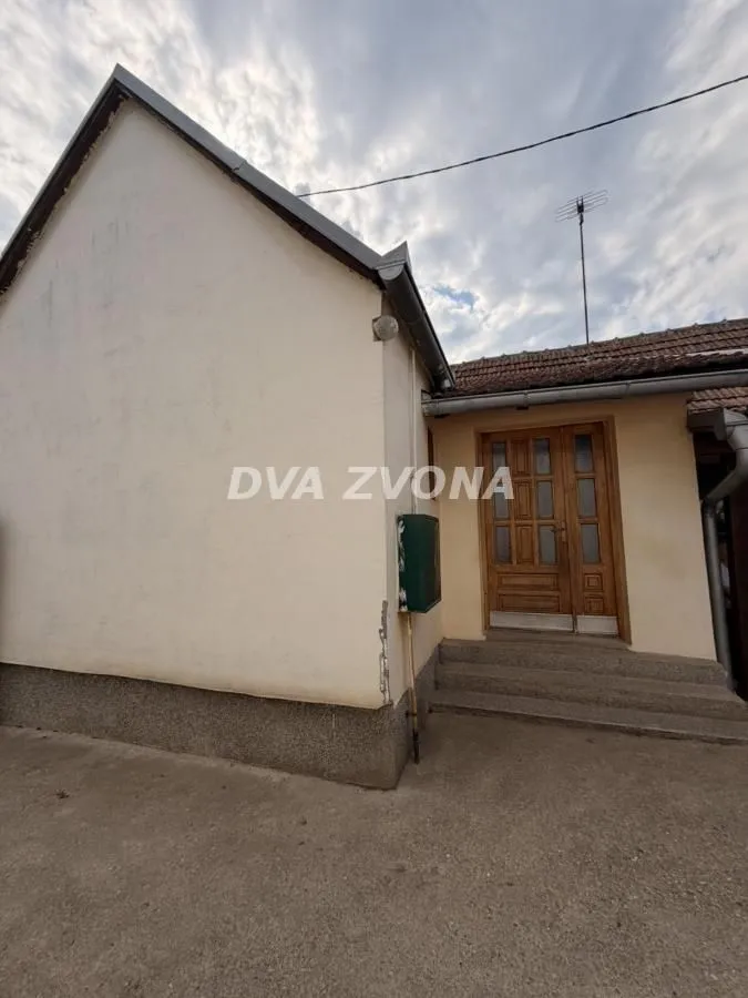 Prodaja, kuća, 120m², Čortanovci, Inđija