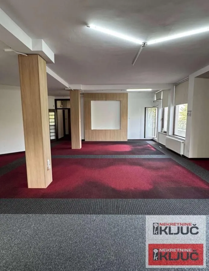 Rent, office space, 171m², Centar, Novi Sad