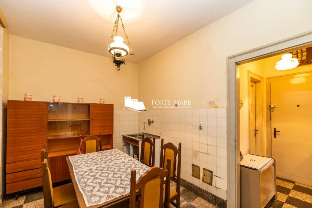 Prodaja, jednosoban stan, 70m², Herceg Novi, Crna Gora