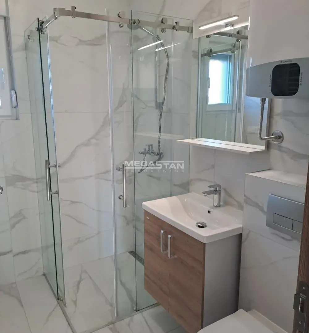 Prodaja, jednosoban stan, 45m², Borča 1, Borča Sve Podlokacije