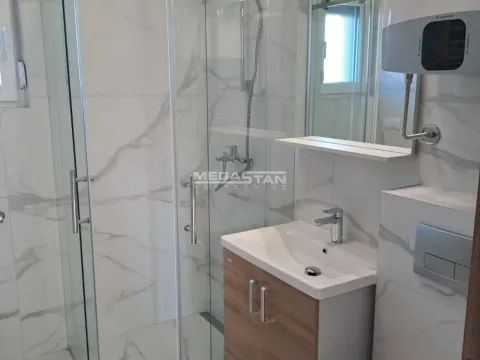 Prodaja, jednosoban stan, 45m², Borča 1, Borča Sve Podlokacije - image 8