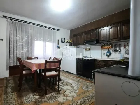 Prodaja, kuća, 219m², Čukarica, Beograd - image 3