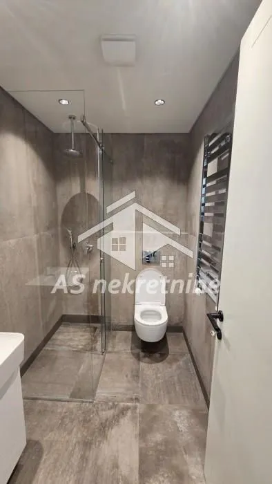 Izdavanje, dvosoban stan, 52m², Banovo Brdo, Beograd
