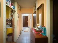 Prodaja, dvosoban stan, 72m², Stari Aerodrom, Podgorica - image 12