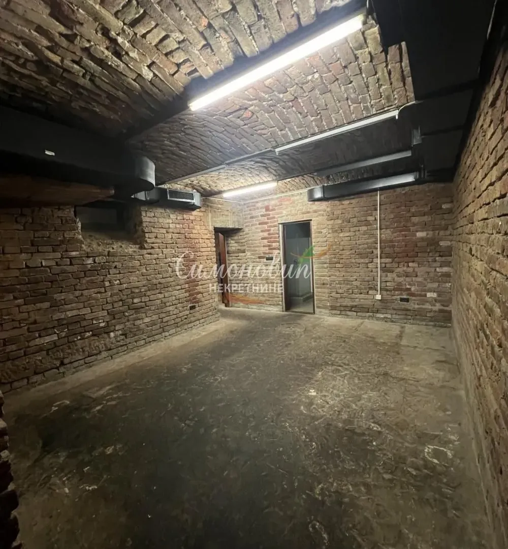 Sale, office space, 82m², Stari Grad, Beograd