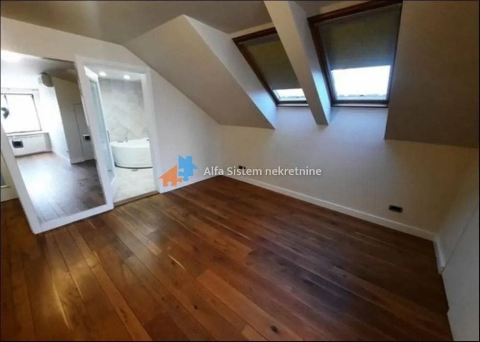 Rent, house, 300m², Čukarica, Beograd