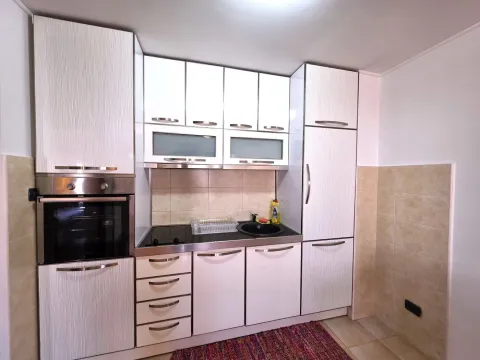 Rent, one bedroom apartment, 38m², 1 maj, Podgorica - image 6