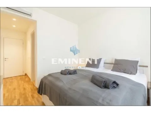 Izdavanje, trosoban stan, 86m², Savski Venac, Beograd - image 8