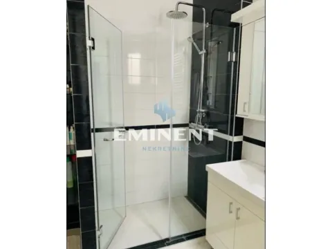 Izdavanje, trosoban stan, 80m², Vračar Hram, Vračar Sve Podlokacije - image 12