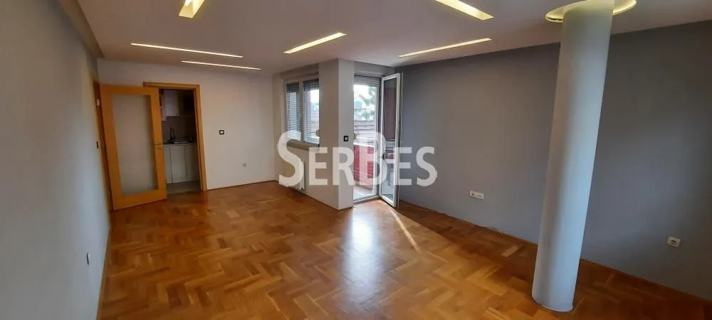 Rent, office space, 146m², Salajka, Novi Sad Sve Podlokacije
